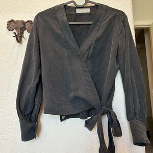 Everlane Washable Silk Wrap Top